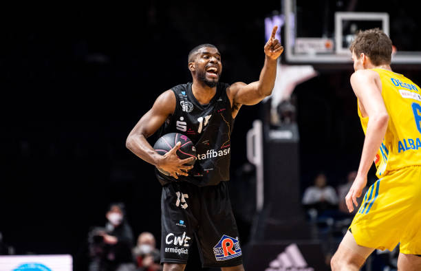 无疑为球队 无疑为球队