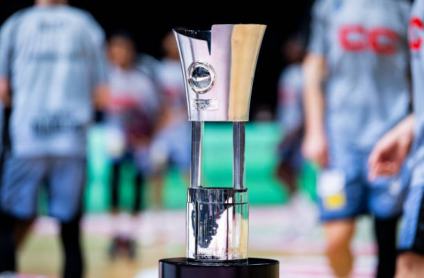 未来策略 未来策略